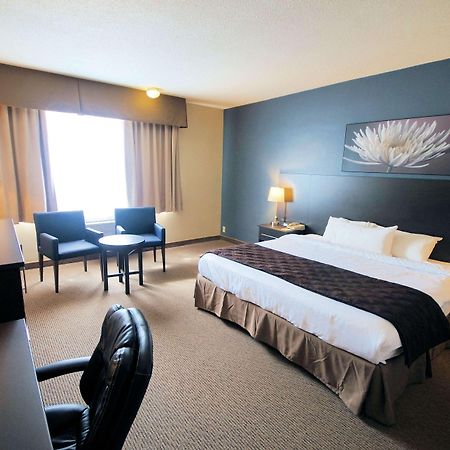 Days Inn By Wyndham Montreal Airport Conference Centre Dorval Exterior foto